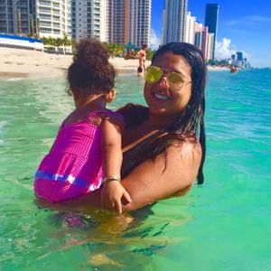 Meet your Posher, Miriam